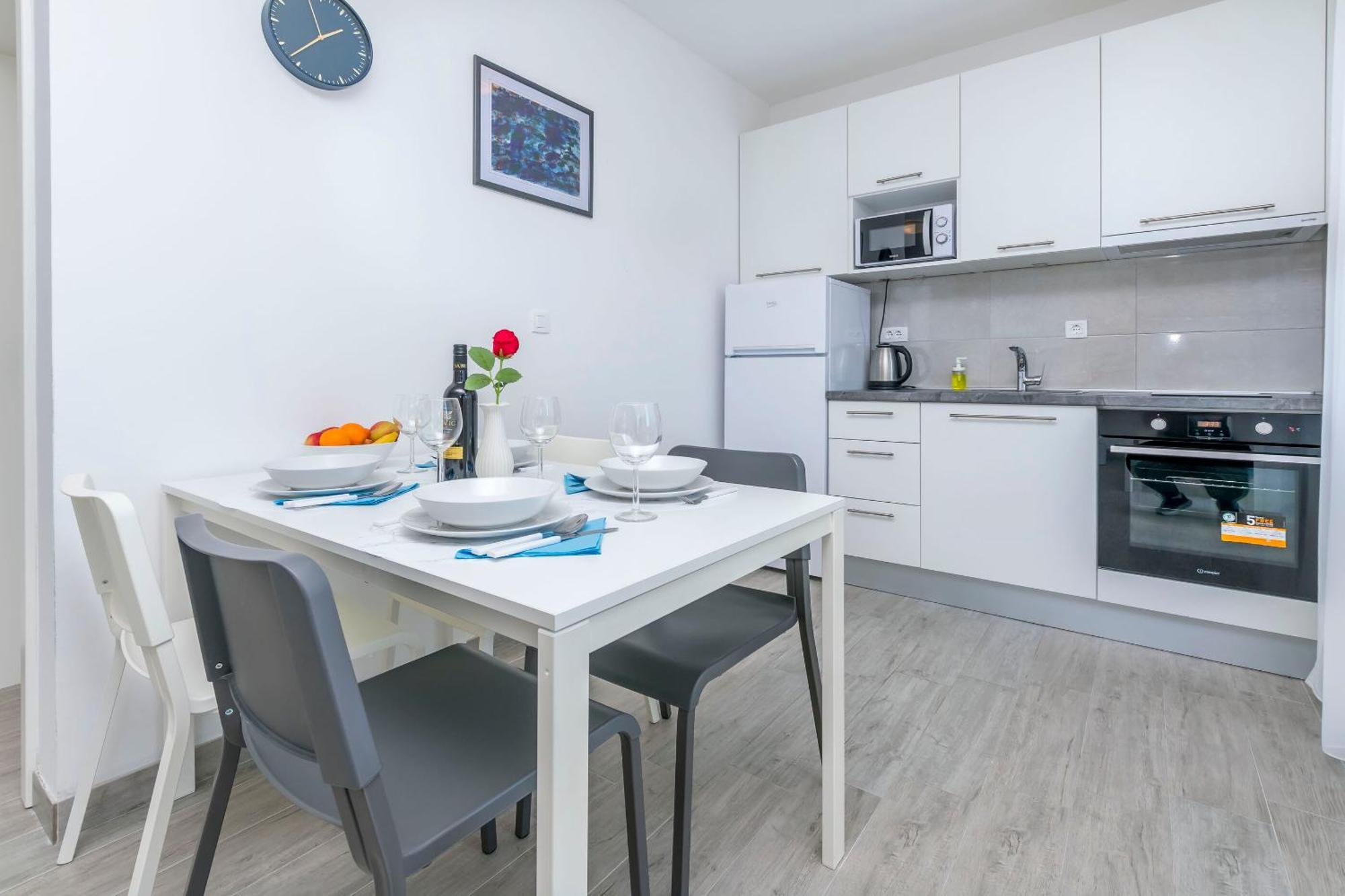 Apartments Tonka Primošten Стая снимка