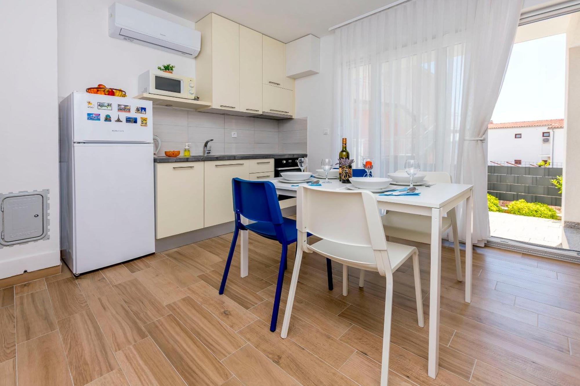 Apartments Tonka Primošten Стая снимка